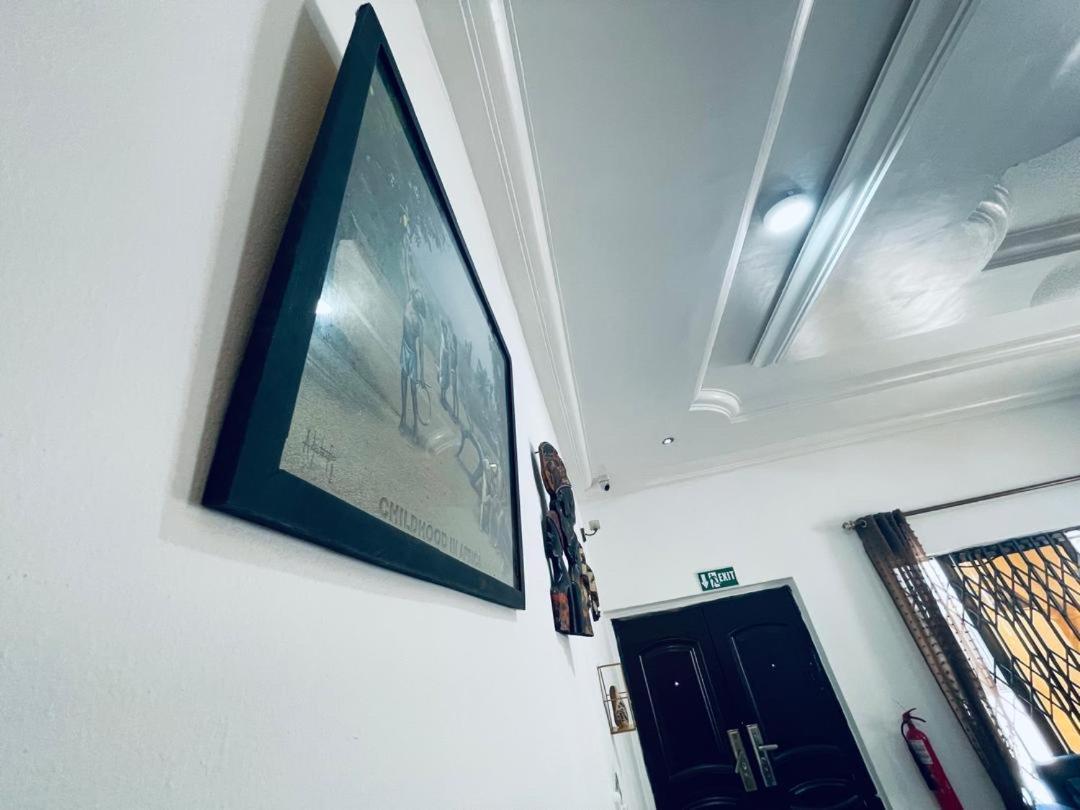 Nana'S Holiday Let Adenta Exterior foto